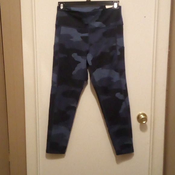 NWT Offline By Aerie Blue Camo The Hugger Moulant Leggings With Pockets -Size XL - Picture 1 of 12